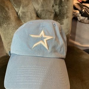 Light blue hat. One size. Like new.